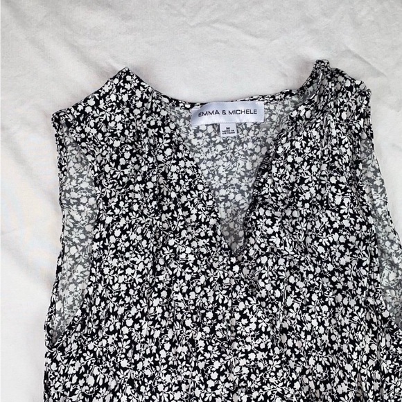 Dress - Picture 11 of 12